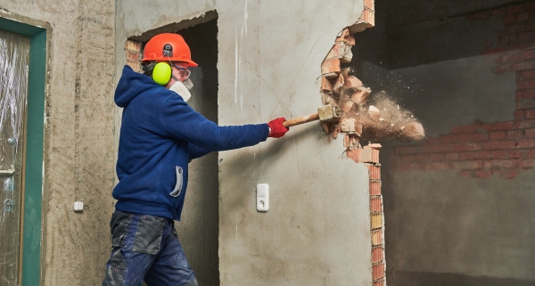 Choix d'un devis de démolition de mur porteur